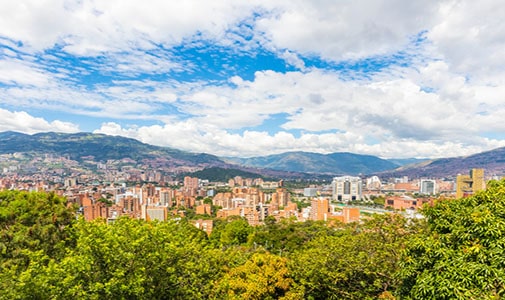 Why I Waited Six Years to Buy a Vacuum Cleaner in Medellín